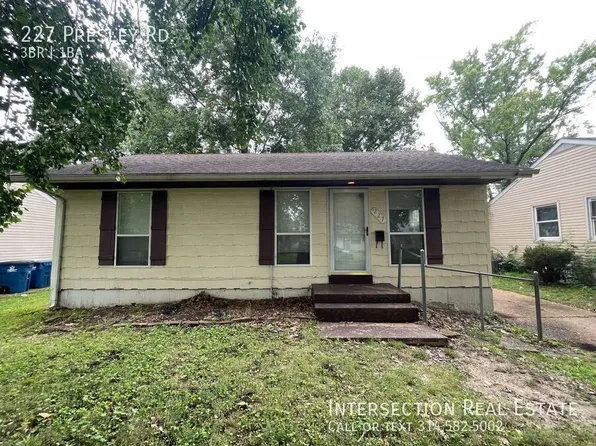 227 Presley Rd, Saint Louis, MO 63137