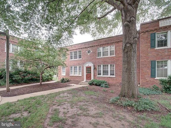 2nd image of 1717 N Troy St #7-392
