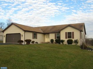 105 Teen Challenge Rd, Womelsdorf, PA 19567