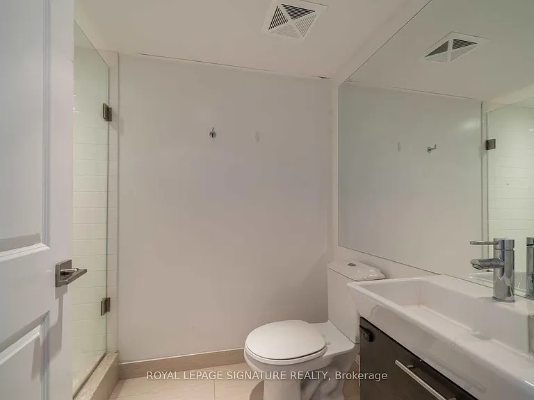 386 Yonge St #5103 — Photo 30