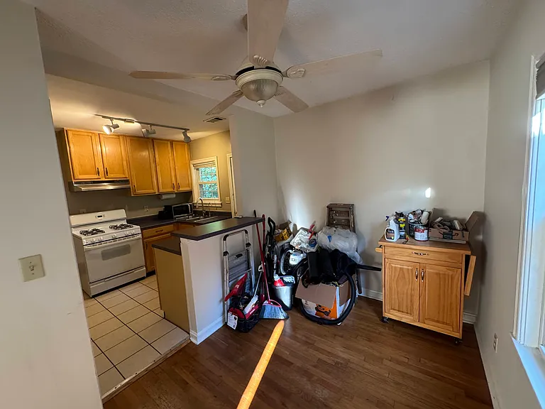 662 Medlock Rd — Photo 5
