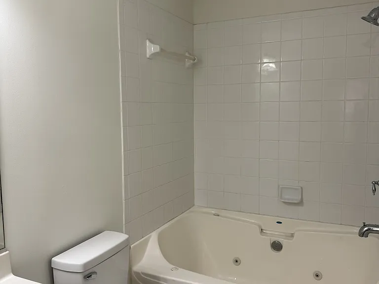 209 16th St NW #1-8 — Photo 23