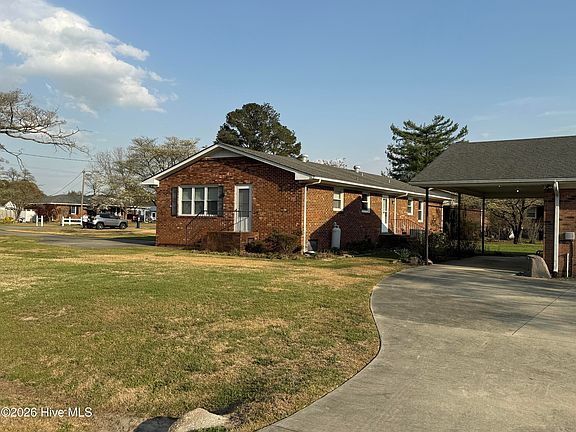 4th image of 2992 Cherry Lane