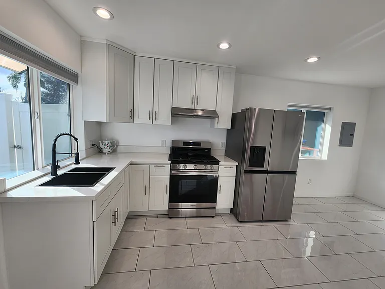 7123 Cantaloupe Ave — Photo 8