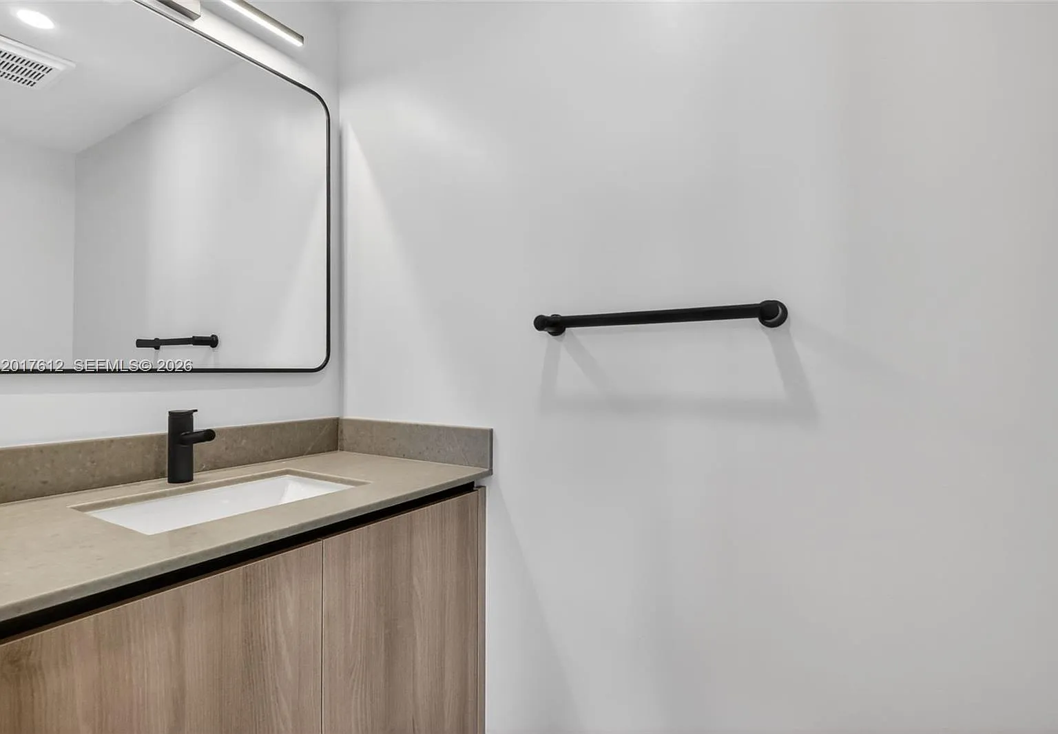 1 bed, 531 sqft, $3,050 — Photo 4