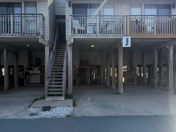 1804 Gulf Beach Dr #J-3, Eastpoint, FL 32328