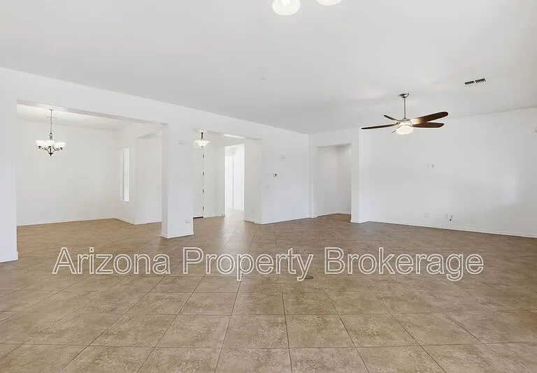 16192 W Berkeley Rd — Photo 6