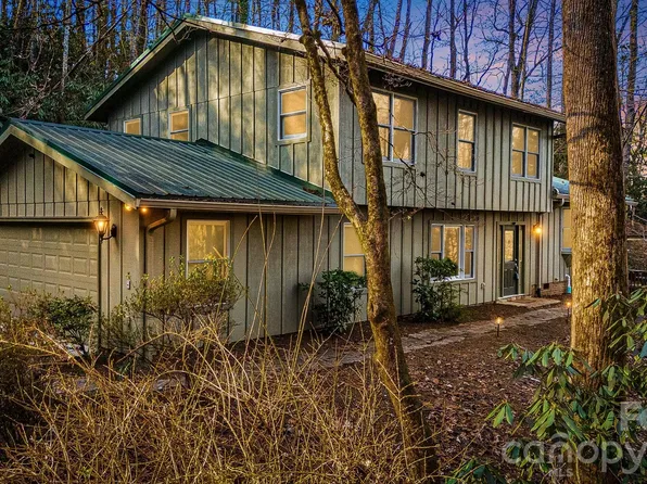 522 Glen Cannon Dr, Pisgah Forest, NC 28768