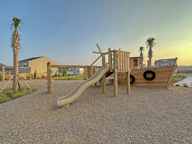 424 Pender Woods Dr — Photo 52