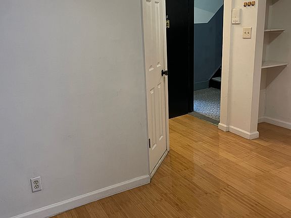 2nd image of 188 Avenue A #1A