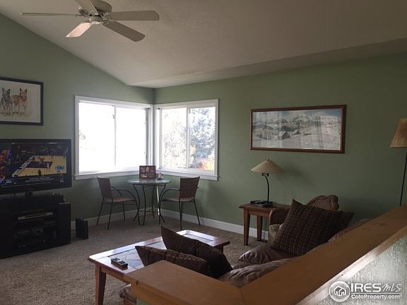 4th image of 3921 Oakwood Dr