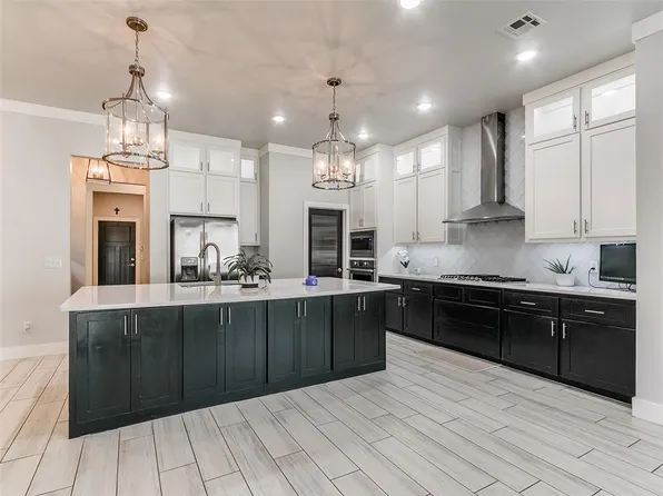 2516 Thunder Canyon Ct, Edmond, OK 73034