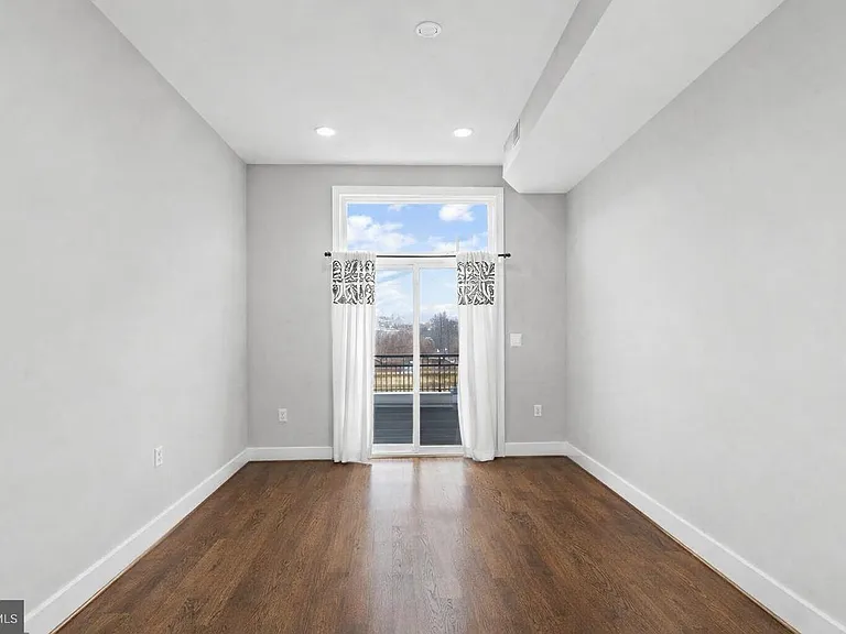 3525 14th St NW #2 — Photo 9