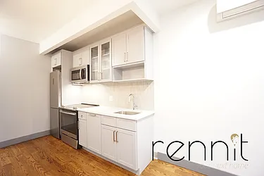 Rented by Rennit Inc.
