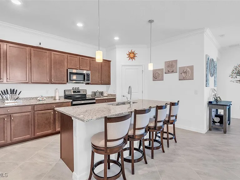 14650 Cantabria Dr — Photo 12