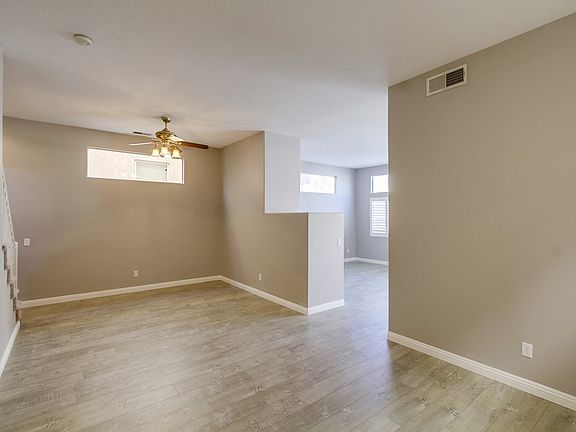 4th image of 9436 Galvin Ave