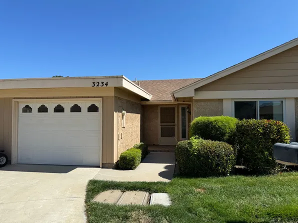 3234 Village 3, Camarillo, CA 93012