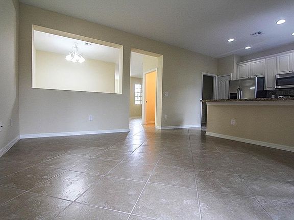2nd image of 10211 Tin Maple Dr Unit 83