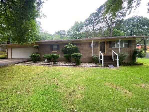 1718 Leander Dr, Little Rock, AR 72204