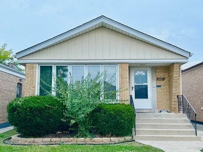 6005 S Menard Ave, Chicago, IL, 60638