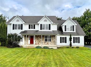 368 Russell Ct, Effort, PA 18330