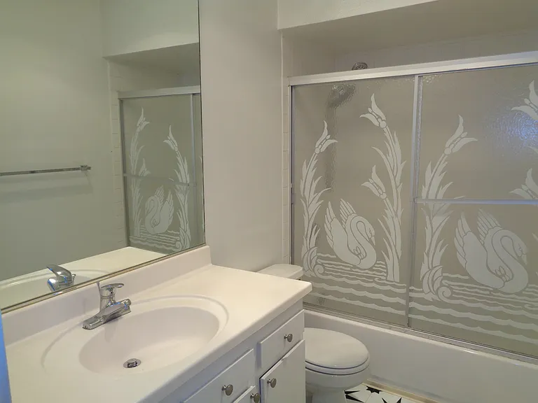 3050 Rue Dorleans #355 — Photo 10