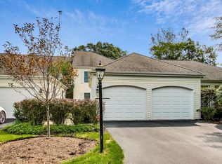 831 Suffield Sq, Lincolnshire, IL
