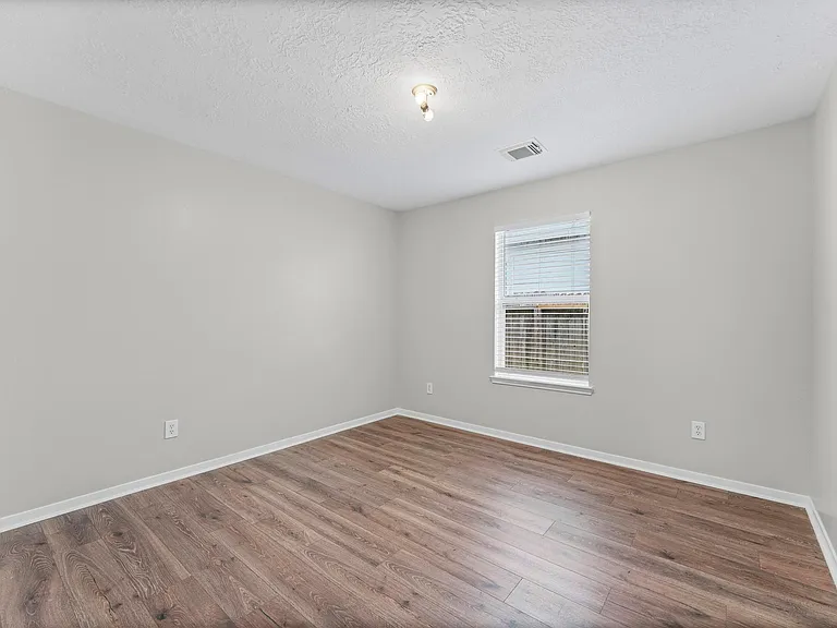 21218 Rezanof Rd — Photo 16