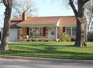 526 N Oakwood Dr, Wichita, KS 67208