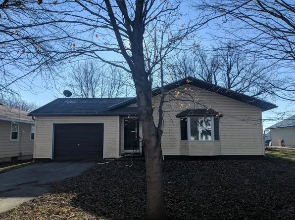 207 Washington St, Waltham, MN 55982
