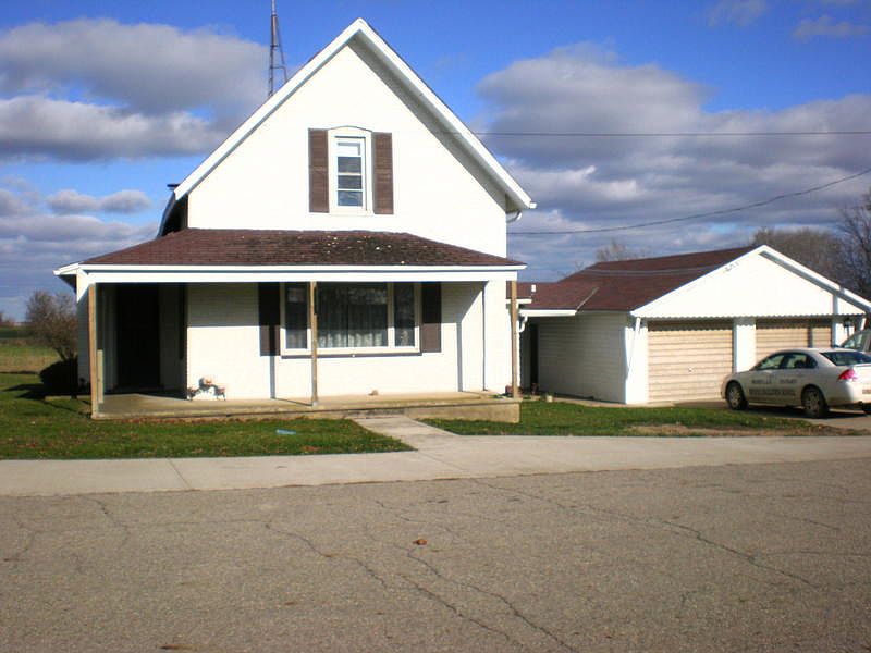 1st image of 1545 Grummet St