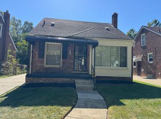16672 Carlisle St, Detroit, MI 48205