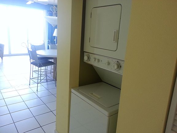 4th image of 300 N Atlantic Ave #807