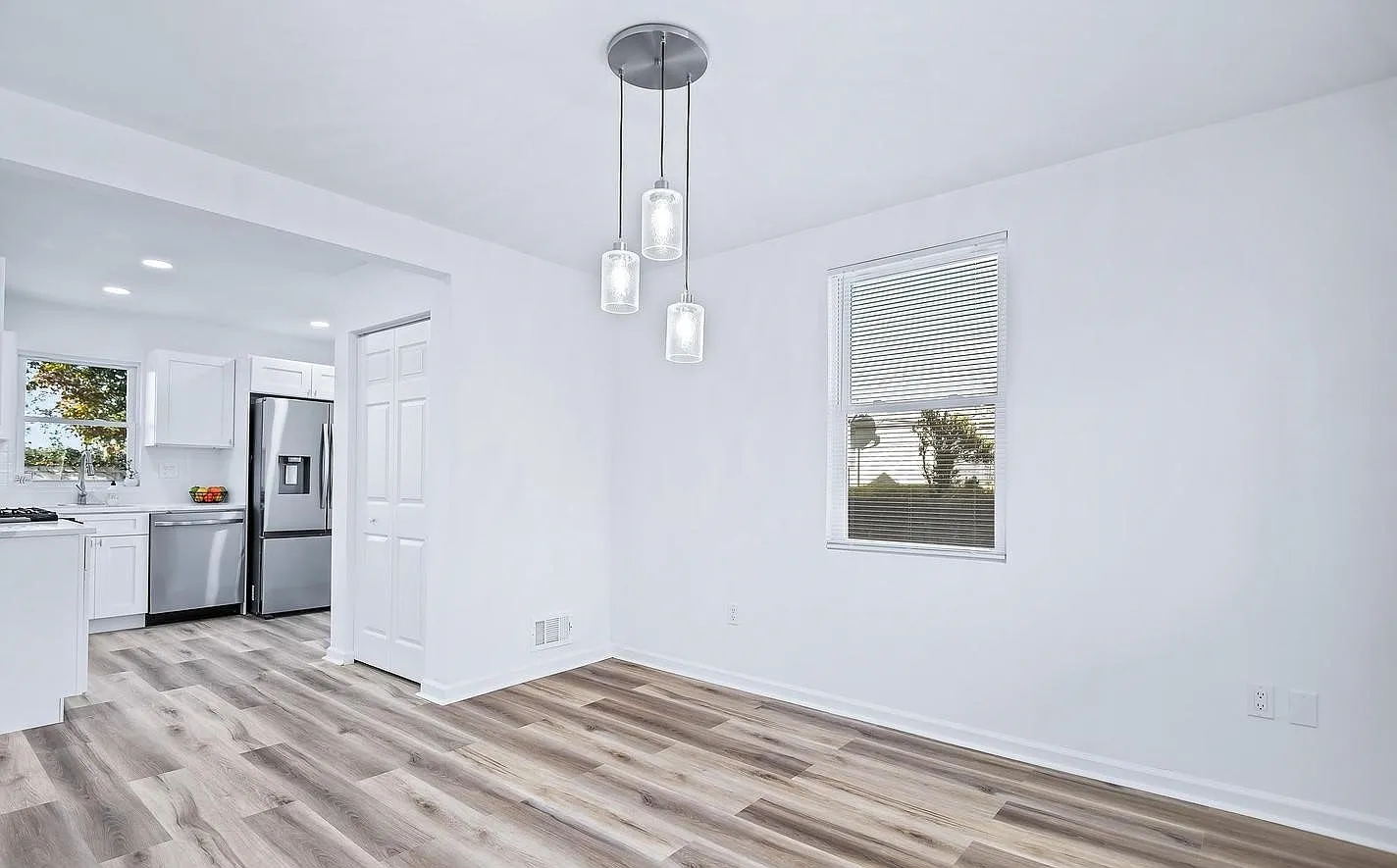 5606 Elberton Pl, Unit Upstairs — Photo 3