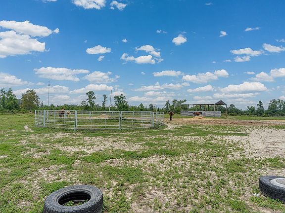 5th image of 2473 Jim Meeks Rd