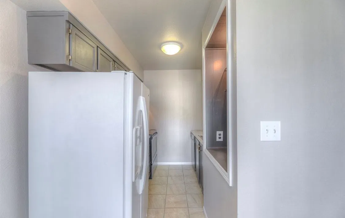 1 bed, 627 sqft, $950 — Photo 3