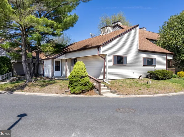 34 Chiswick Dr, Lindenwold, NJ 08021