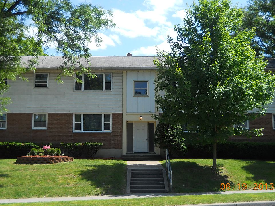 1st image of 5 Hillside Ct APT 4