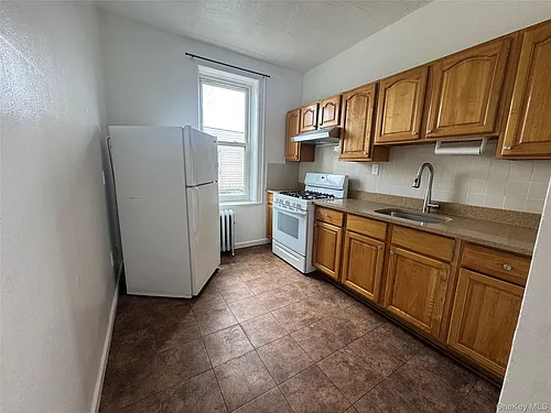 7438 Jamaica Ave Photo 1
