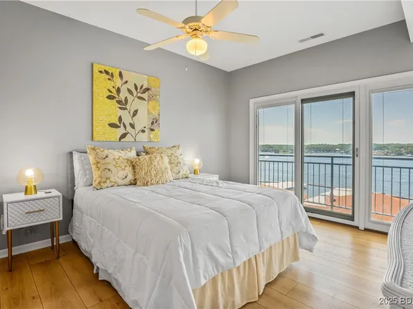 54 Palisades Lakeview Dr #1B, Lake Ozark, MO 65049