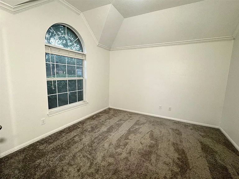 2827 Fair Chase Dr — Photo 5