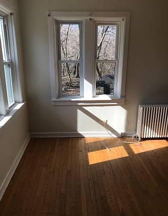 2nd image of 715 Grand Ave APT 3