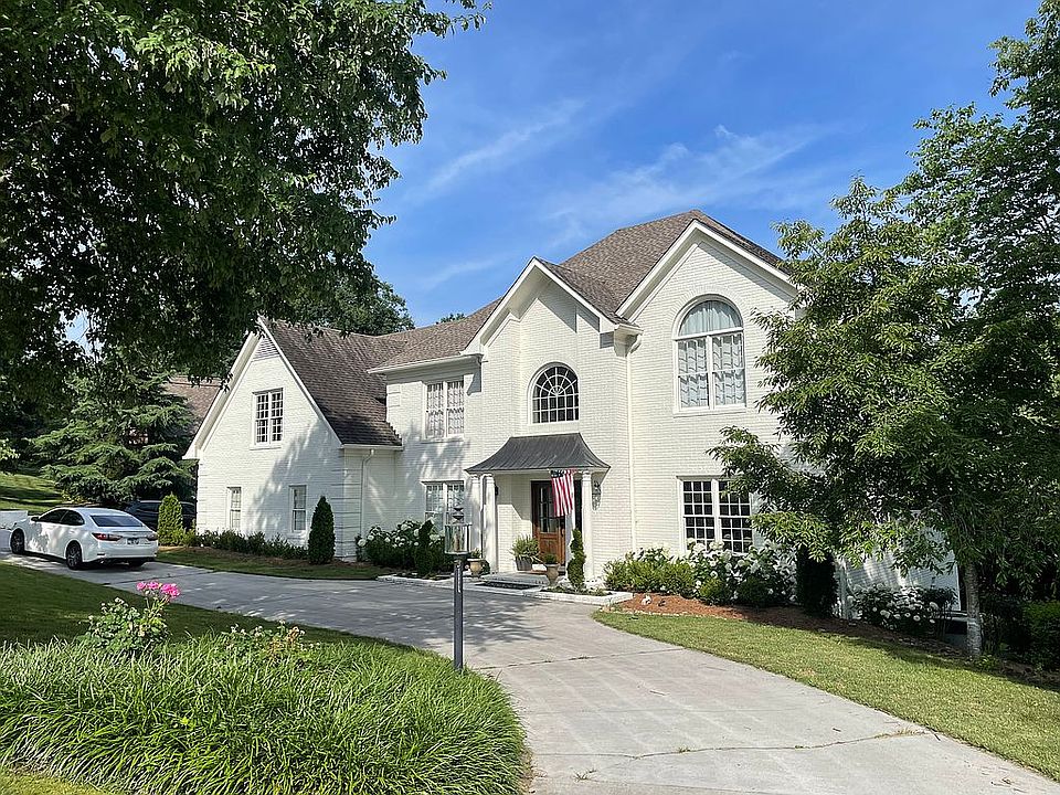 2nd image of 12205 Oakland Hills Point