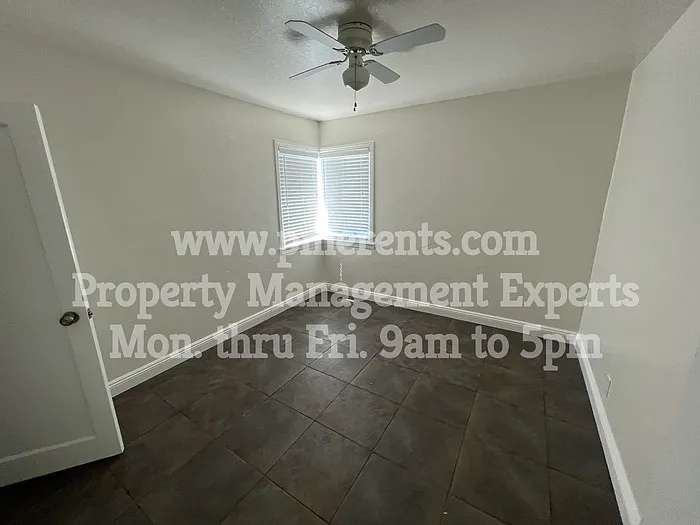 1759 Middlefield Ave — Photo 22