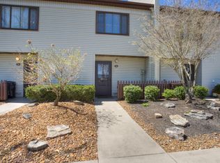 6 Wilshire Heights Dr, Crossville, TN 38558