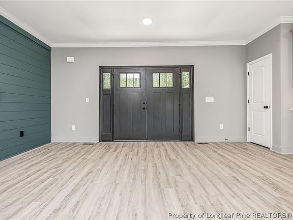 4th image of 30090 Arrowhead Ln