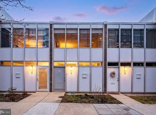 302 N St SW #302, Washington, DC 20024