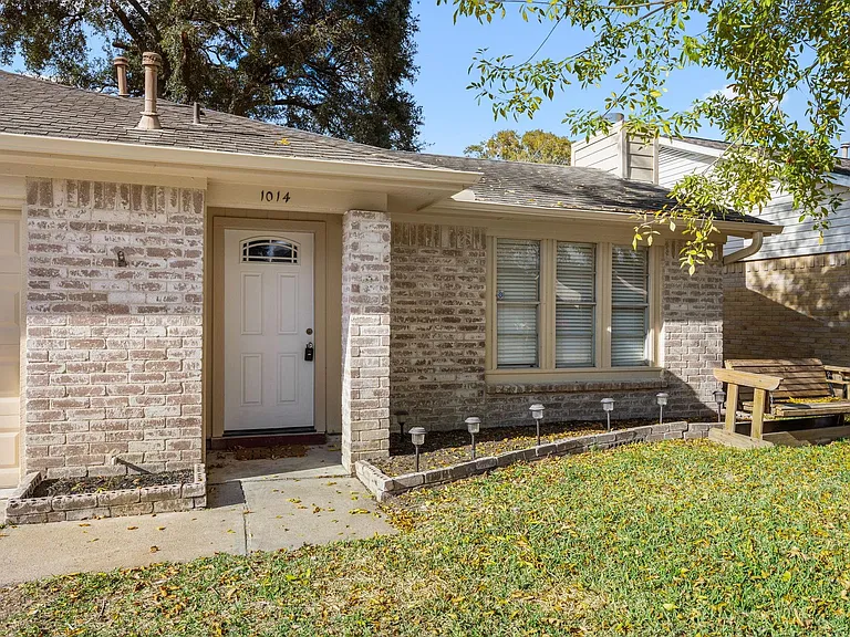 1014 Three Forks Dr — Photo 3