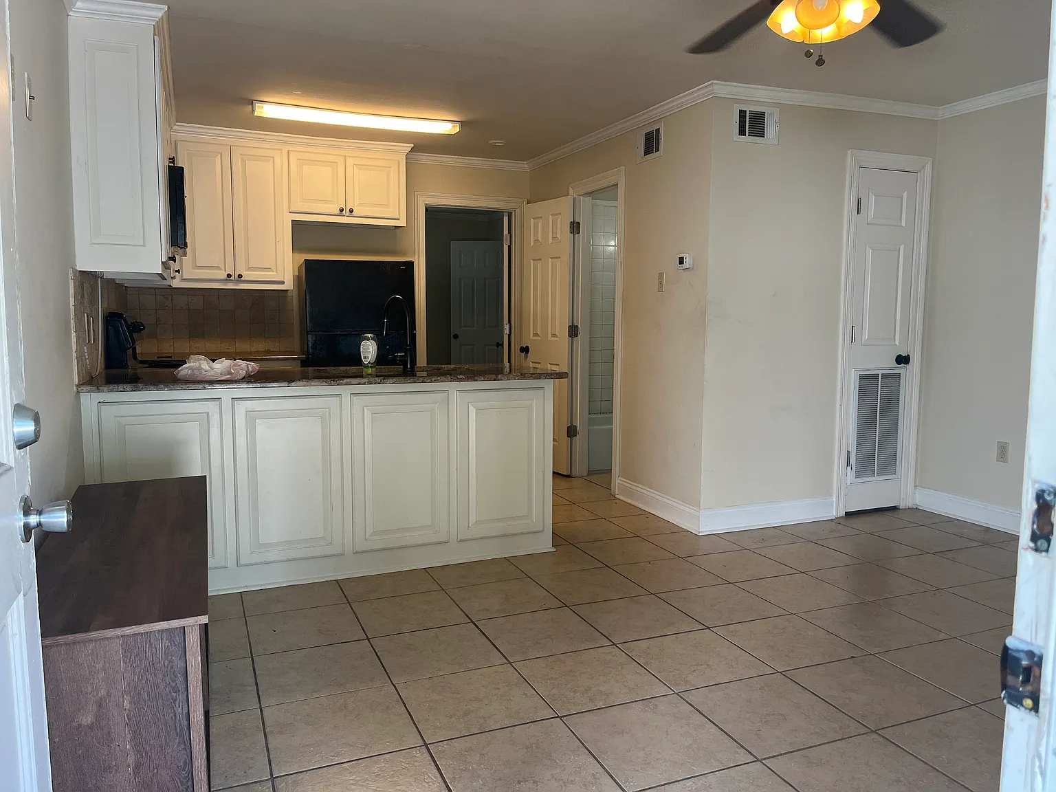1 bed, 500 sqft, $1,150 — Photo 1