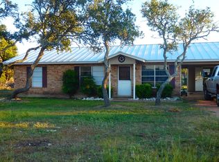 226 Michael Dr, Harper, TX 78631